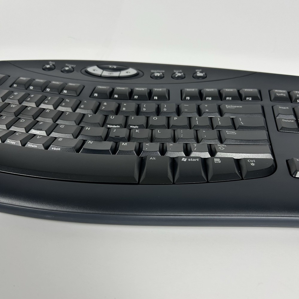 Microsoft wireless desktop combo 3000- keyboard, mouse, receiver - USB