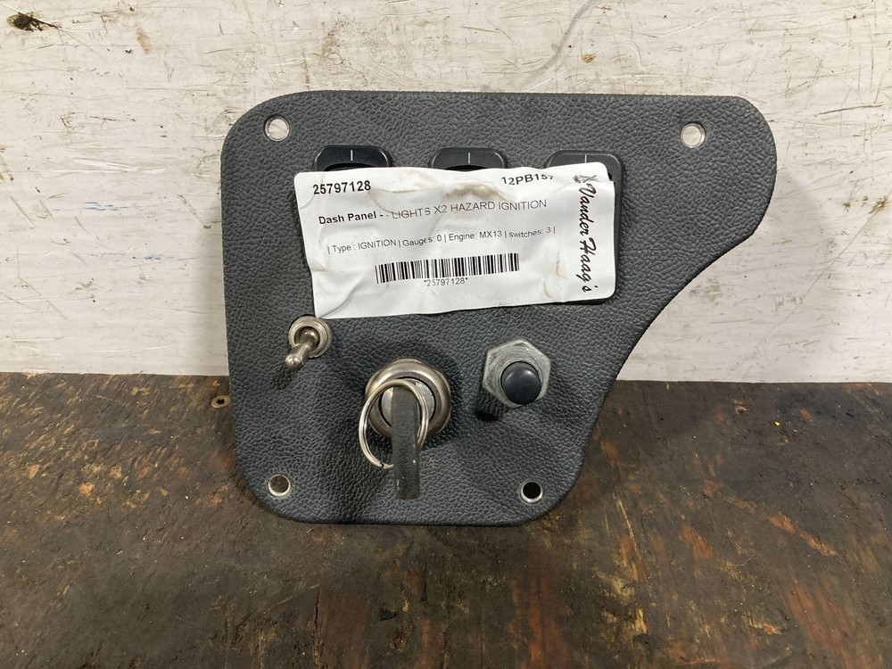 Peterbilt 587 IGNITION Dash Panel - Used