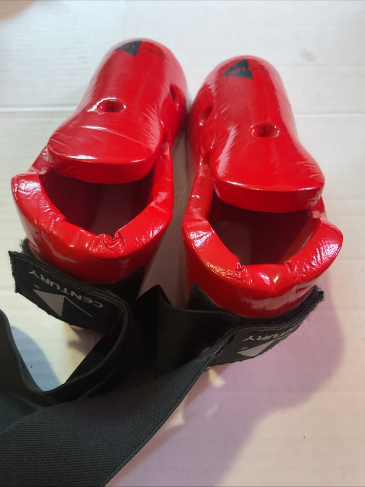 Century Pro-Sparring Foot Pads Red