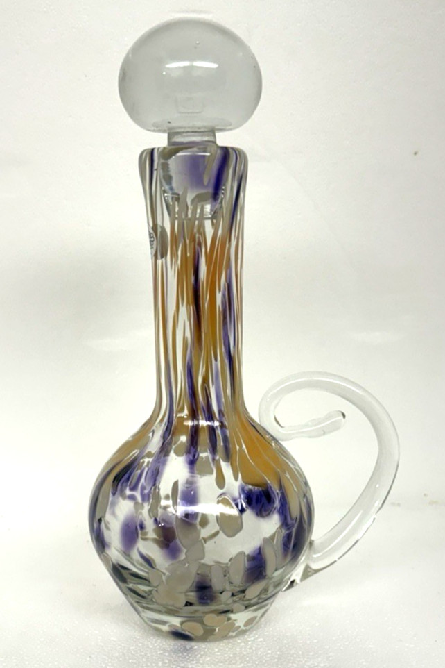Blenko Glass Cat 2516 - Crystal with Alternate Stopper