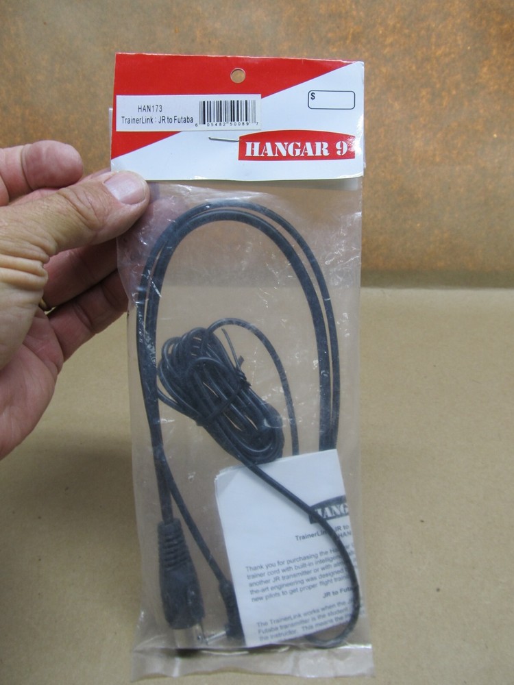 Hangar 9 Trainer Link - JR to Futaba - #HAN173