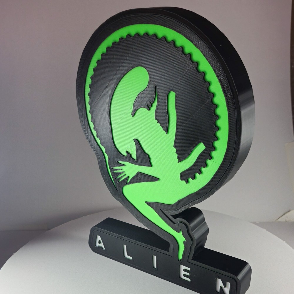 Alien 3D Lightbox Lamp Bright Green with White LD lights and Controller