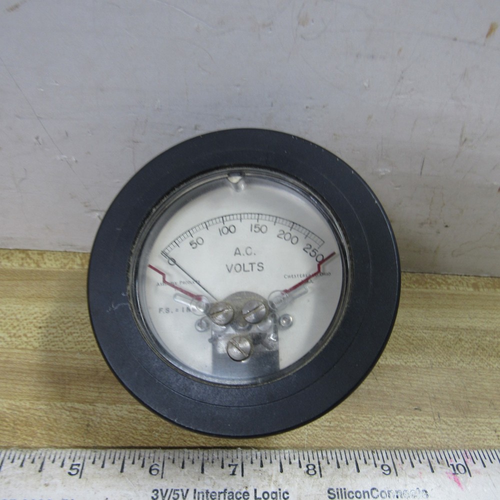 METER  250V  AC 3.5 in dia With high low switch points Panel Meter