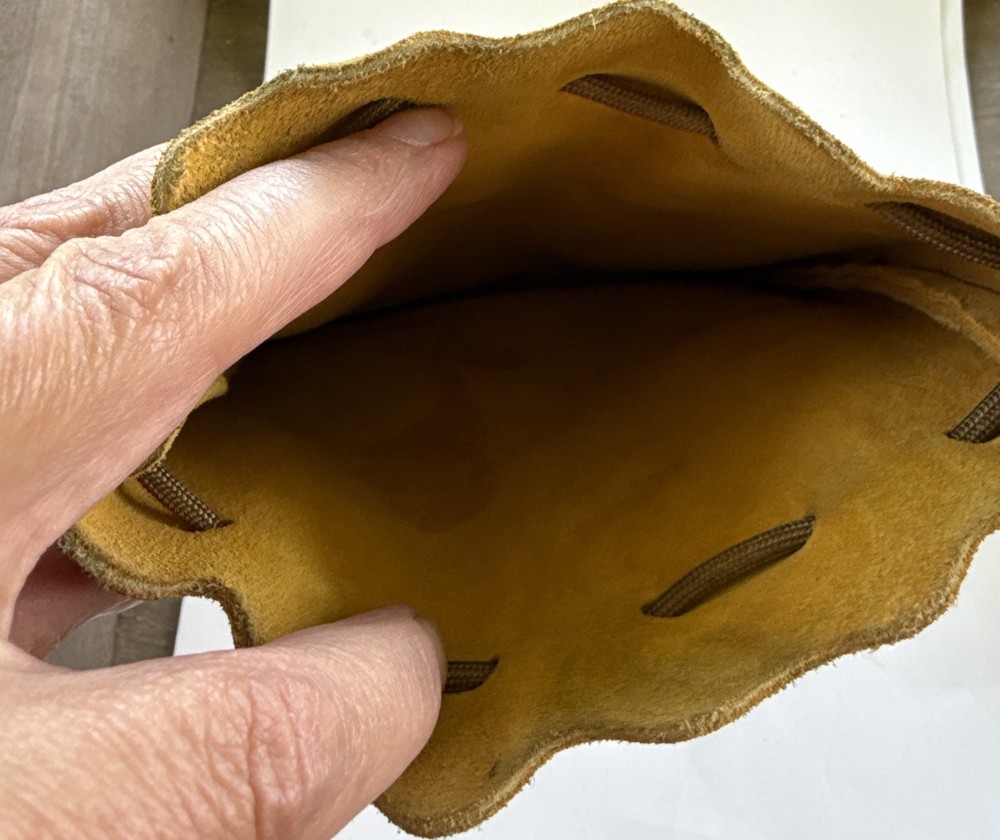 Vintage Boyt Leather Shell Ammunition Drawstring Pouch Bag B3