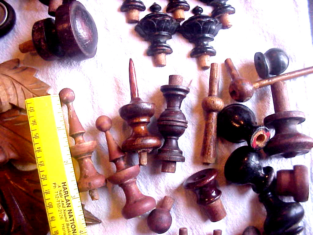 LOT OF 60+ ANTIQUE WOOD DOOR STOPS FINIAL TURNED ARCHECTURE ACCENTS HOME DECOR