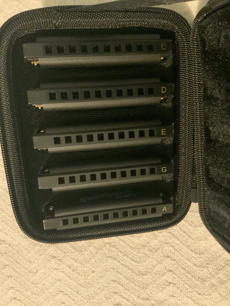 Roadhouse Blues Harmonica Set