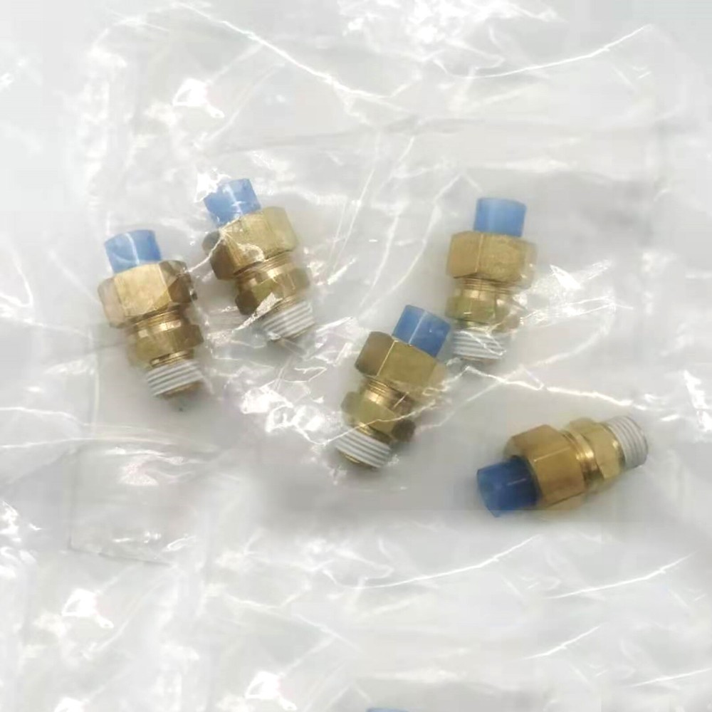 1PCS SMC KFH12U-02 Brass Embedded Fitting Flush Through Connector New