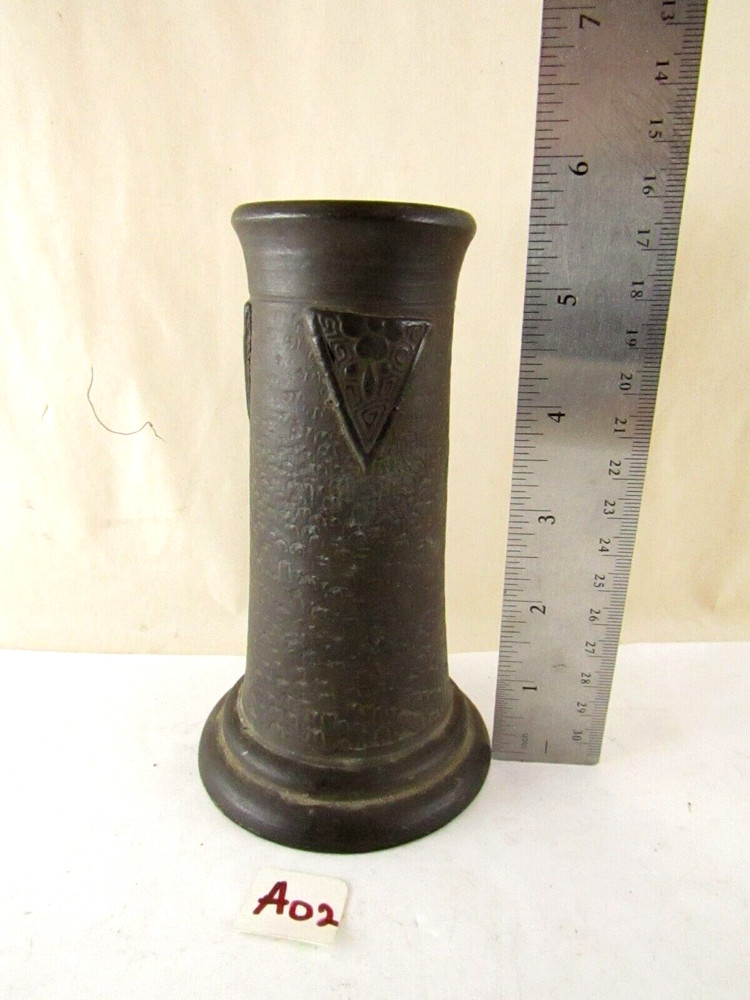 NIPPON Vase Pottery Vase 5 1/2"