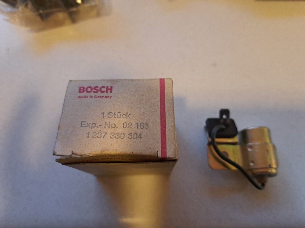 NOS BOSCH CONDENSER 1 237 330 304