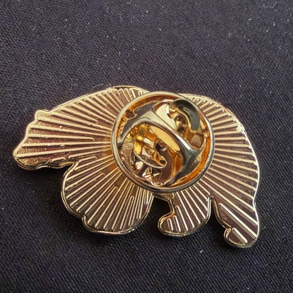 Bear‎ Mountain Enamel Pin