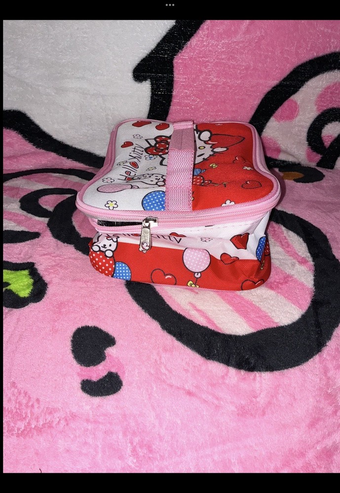 Hello Kitty Insulated Lunch Bag