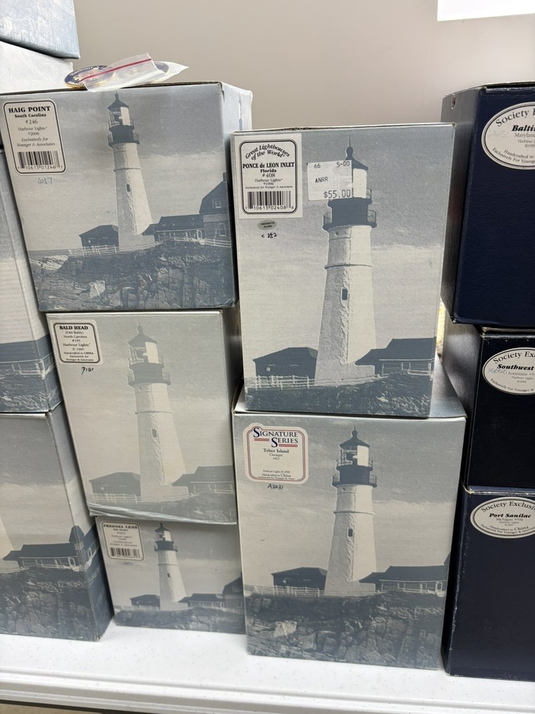 **CLEARANCE** Harbour Lights Lighthouses