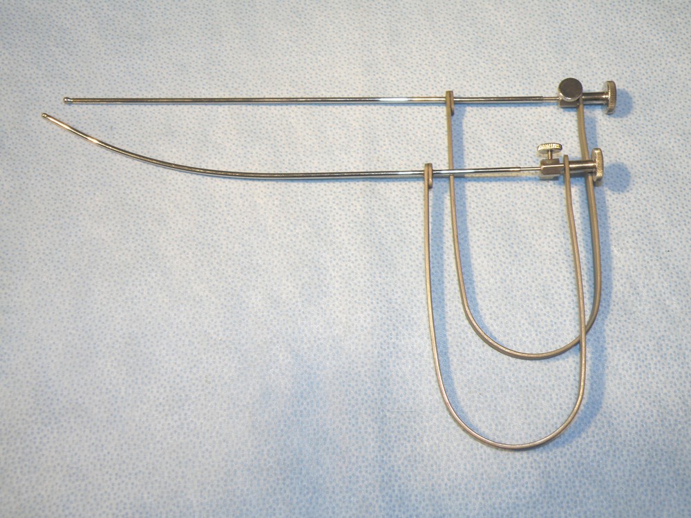 Forceps set, flat faced split ball graspers, straight & curved up