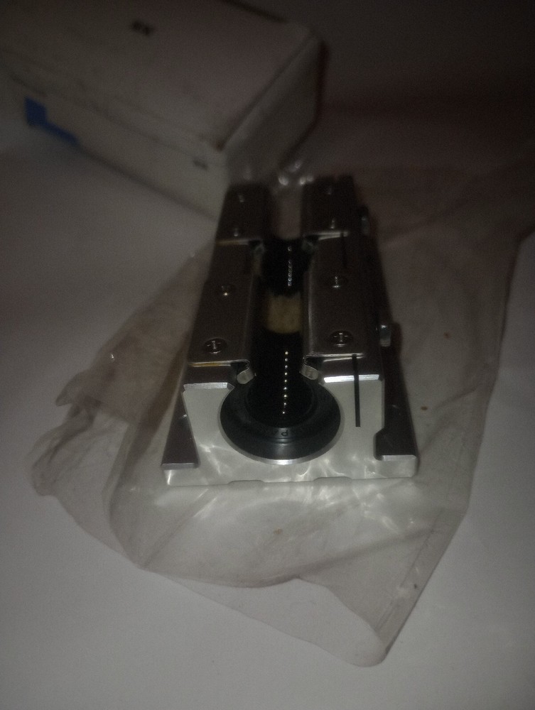 NEW GENUINE NB TWD-8WUU OPEN BLOCK LINEAR SLIDE