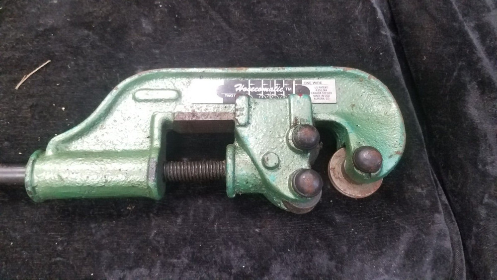 Vintage Hosecomatic Crimping Tool N01 6A-32A