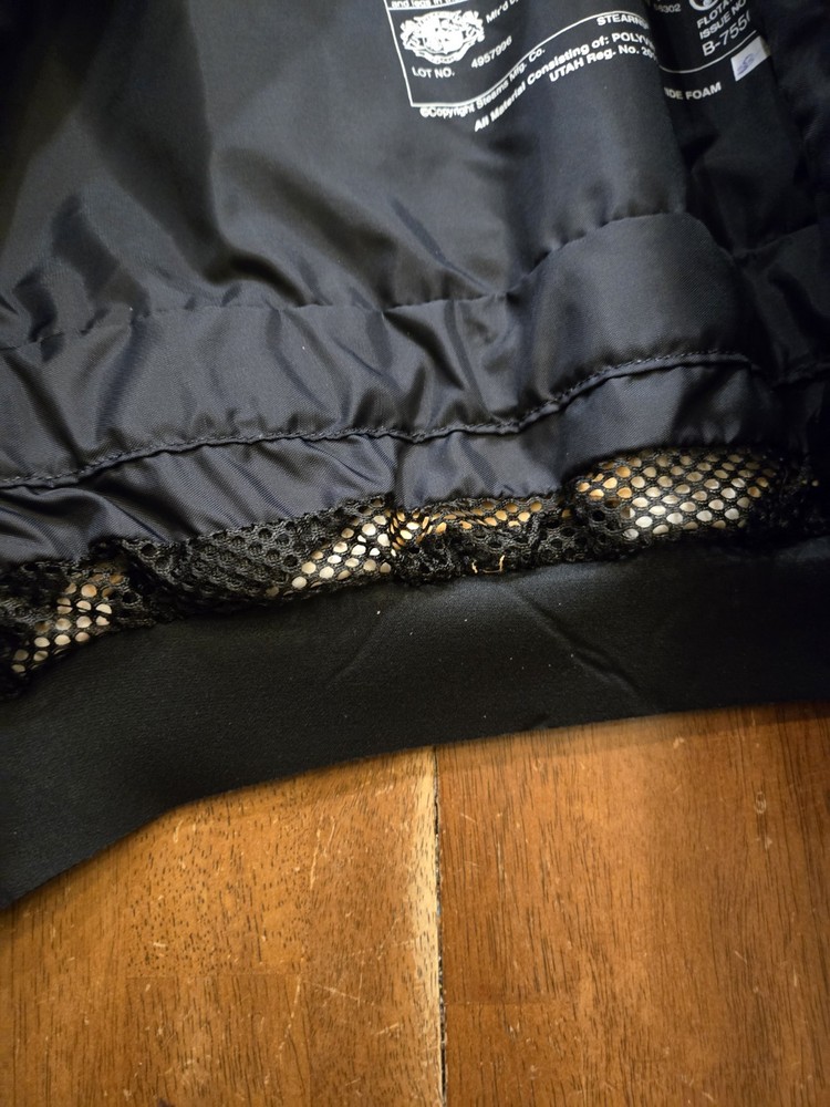 SLIPPERY WHEN WET -- Floatation Jacket Float Jacket Medium (40-42) 5077 Boating