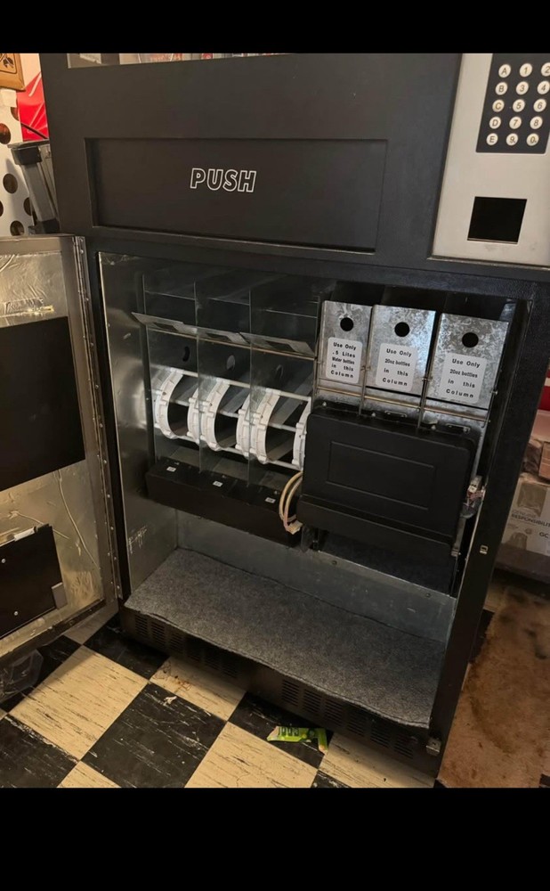 Genesis Vending Machine Combo Snack And Drink