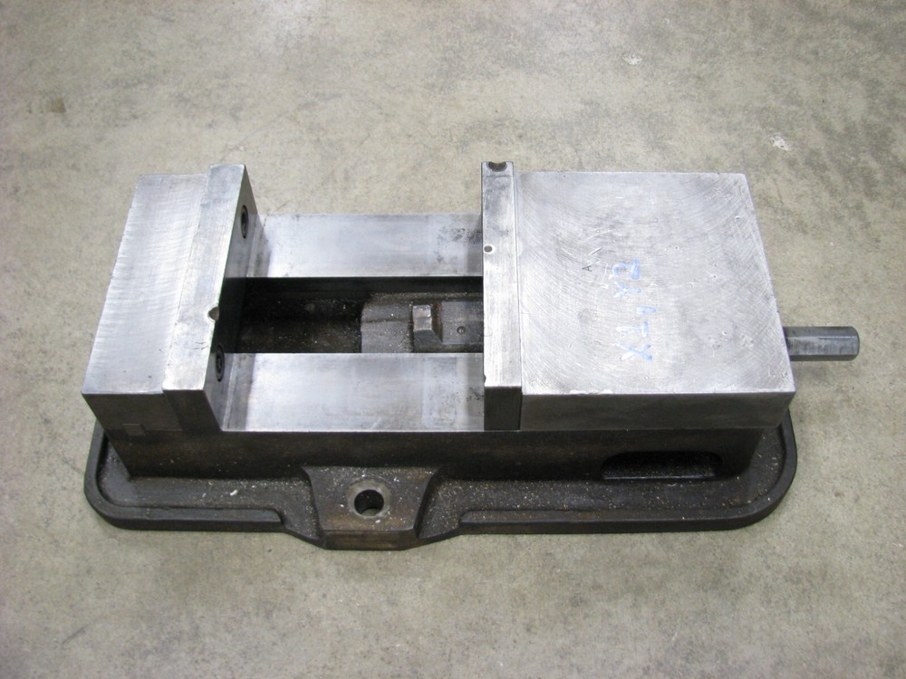 Kurt Type Angle Lock Mill Vise 6" Jaw Width