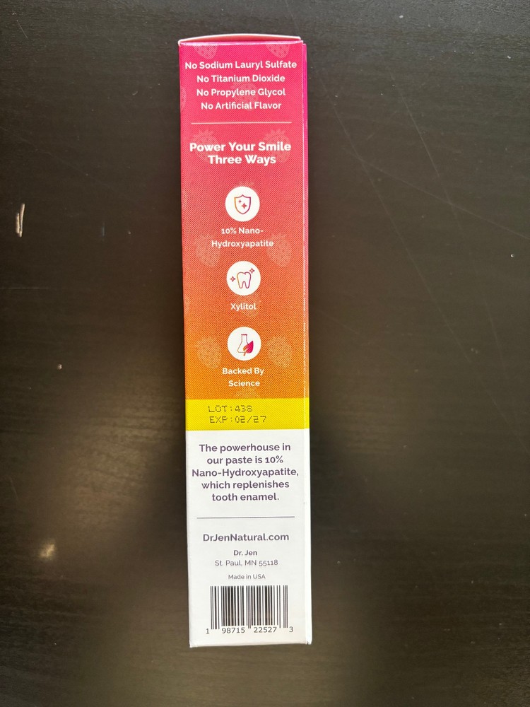 Dr Jen Fluoride-Free, 10% Premium Nano Hydroxyapatite Toothpaste - Strawberry