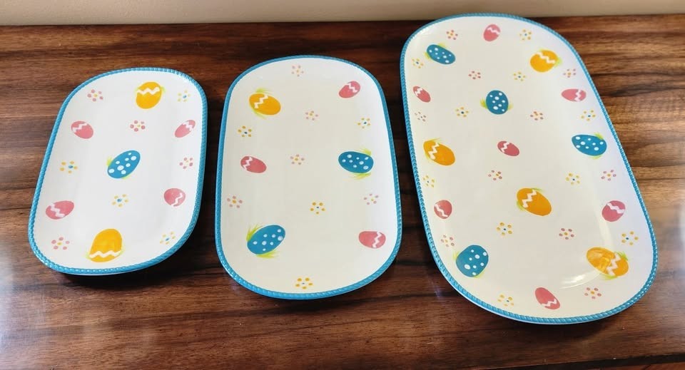 Temptations 3-PC SQUOVAL EGGHUNT PLATTERS