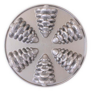 Nordic Ware Evergreen Tree Cakelet Pan