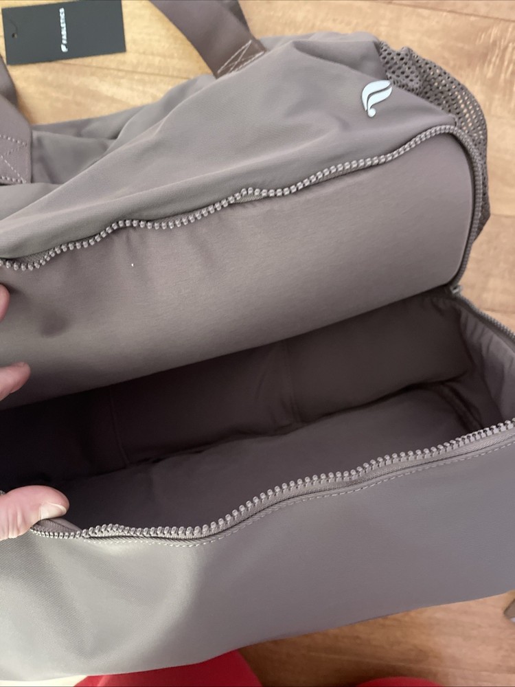 NWT Fabletics The Essential Gym Bag