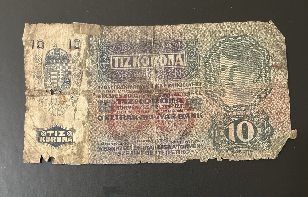 10 Korona