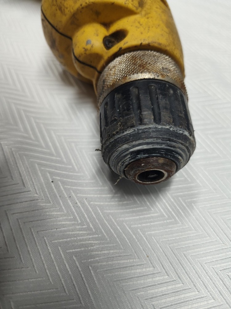 DeWalt D21002 3/8" VSR Variable Speed 6 Amp Corded Drill Tested Working
