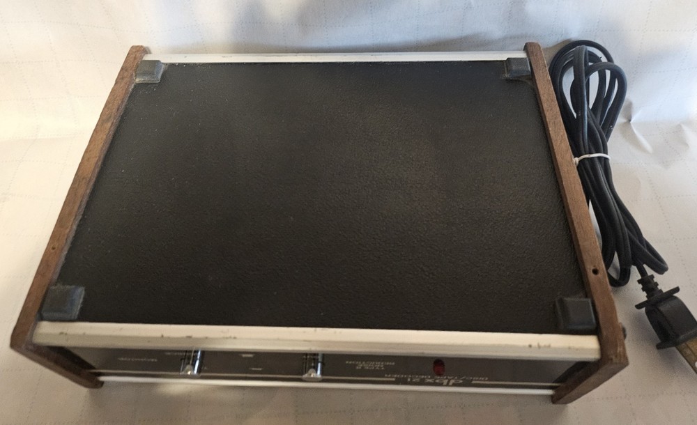 DBX 21 Disc Tape Decoder Noise Reduction Model 21 USA Made