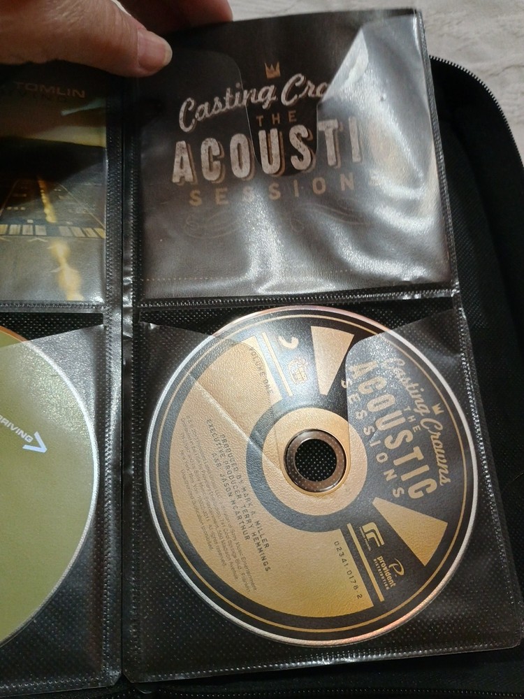 CD Holder Case Logic - Wallet for CD/DVD discs - Nylon Black Plus 13 CD
