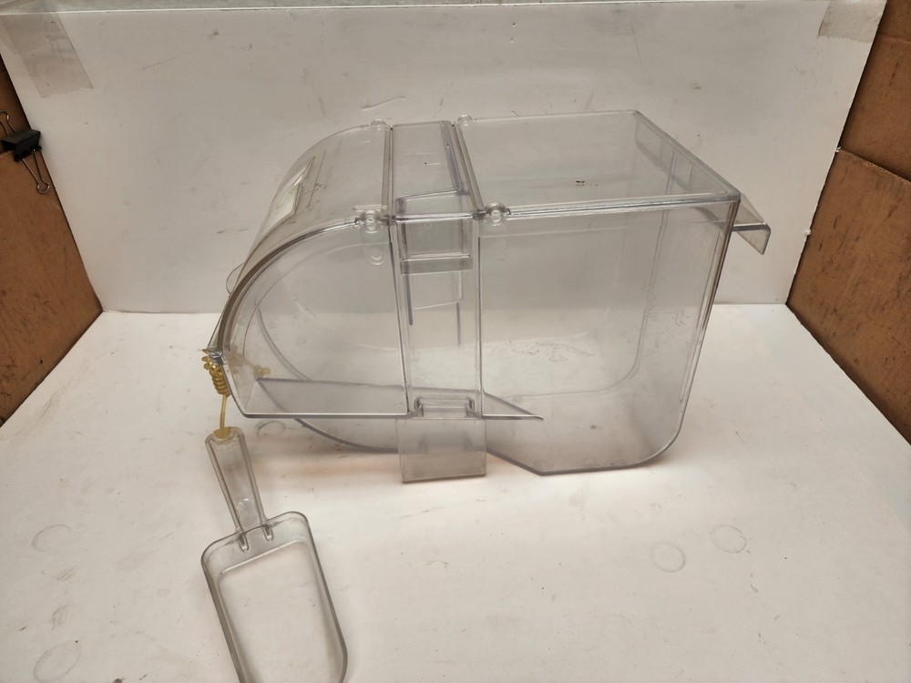 Radeus Systems Model 9" x 13" Bulk Dispenser with scoop