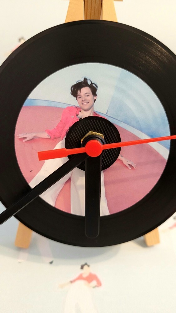 Harry Styles Vinyl Record Desktop Clock