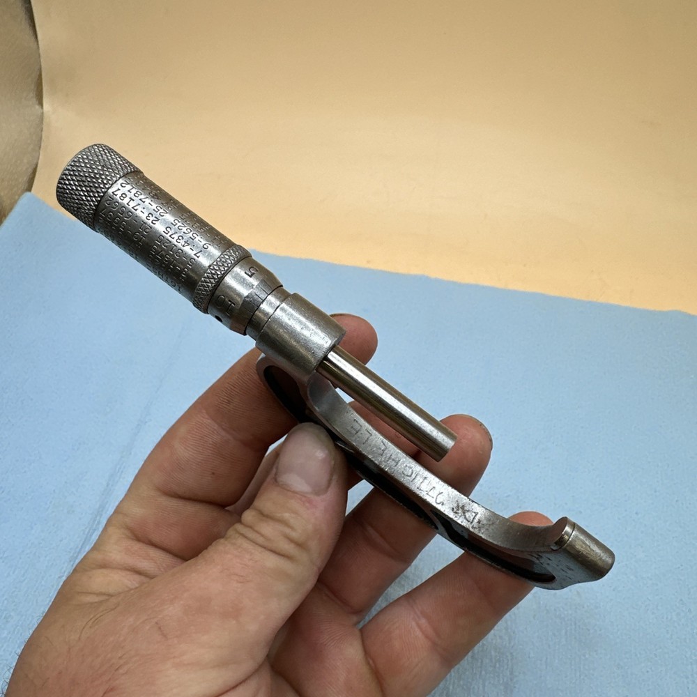 Reed Small Tool Works Outside Micrometer - 1-2" Range