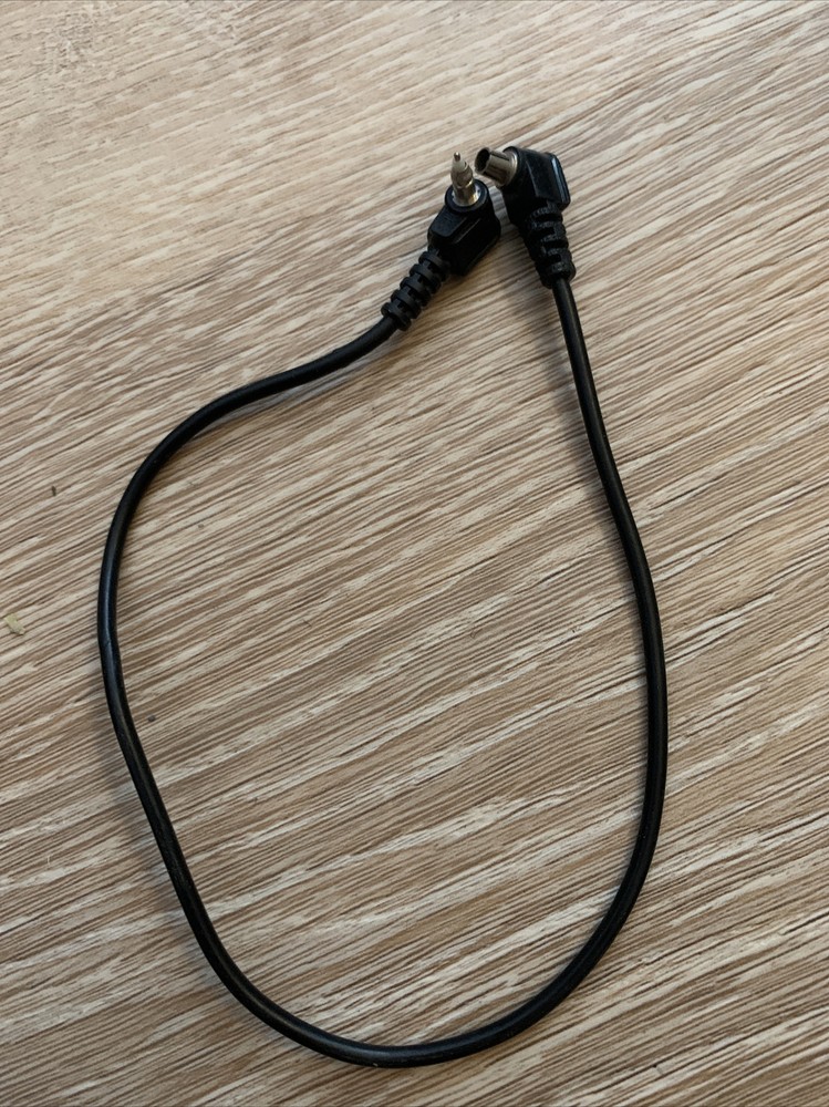 Misc Photography lighting trigger cables.