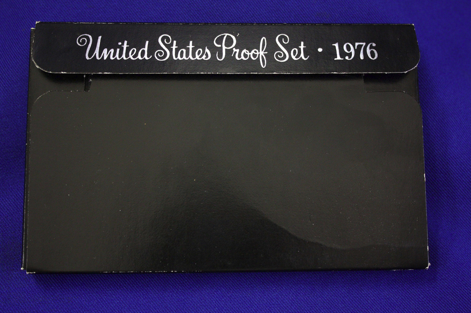 1976 Proof set. Genuine. complete and original as issued by US Mint.