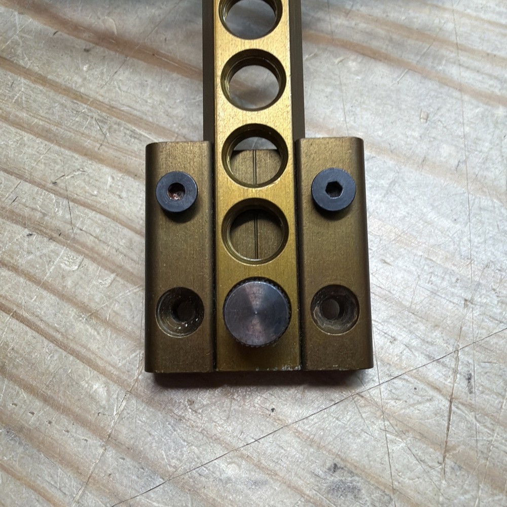 Vtg. Check-it Archery Pin Sight. D
