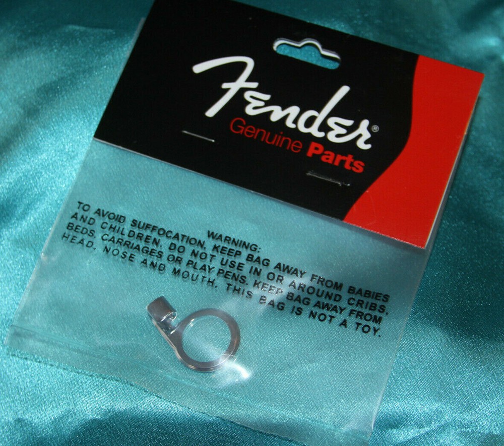 Fender Stealth P/J Bass String Retainer, Chrome, Reduces String Buzz, 0078972049