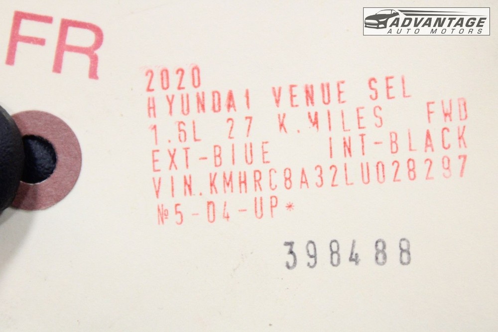 2020-2025 HYUNDAI VENUE FRONT RIGHT SIDE HEADLINER PULL HANDLE MOUNT BRACKET OEM