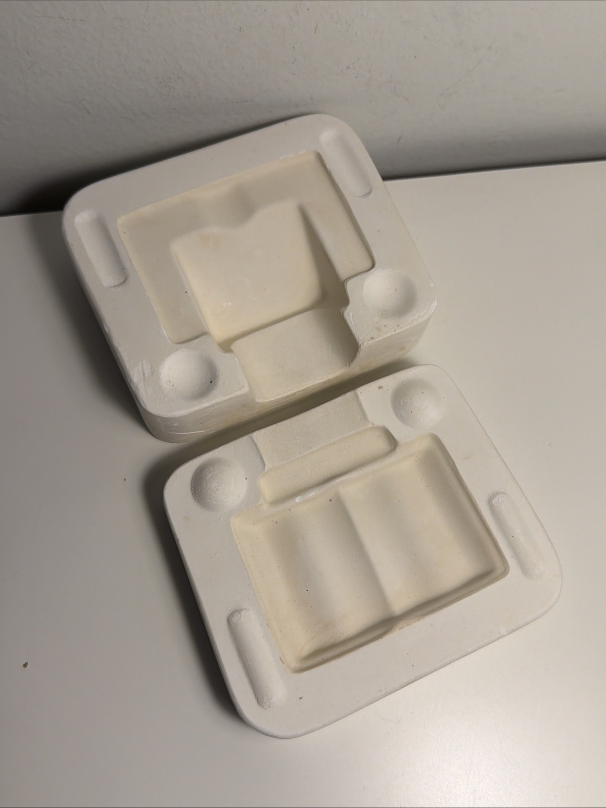 Vintage Ceramic Open Book Clay Pottery Mold X186 Slip Cast Plaster 4" Wide CIN