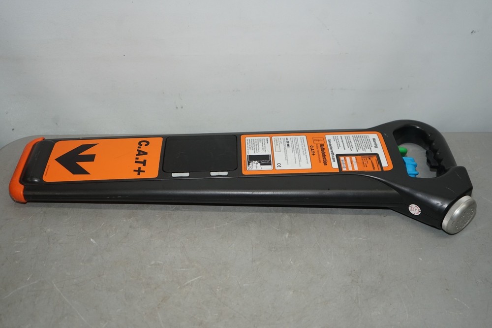 ^ Radiodetection C.A.T + Cable Locator #X5232