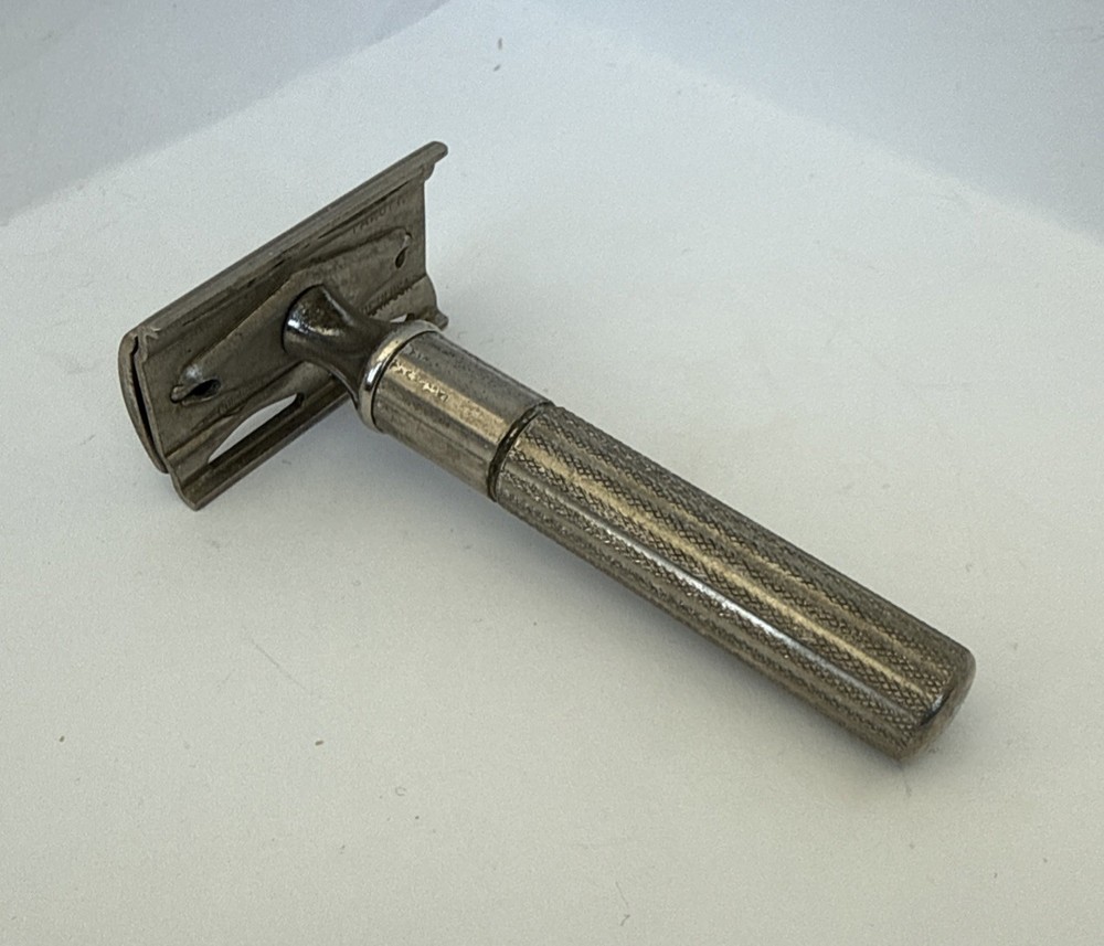 Vintage Gillette Fat Handle Double Edge Safety Razor