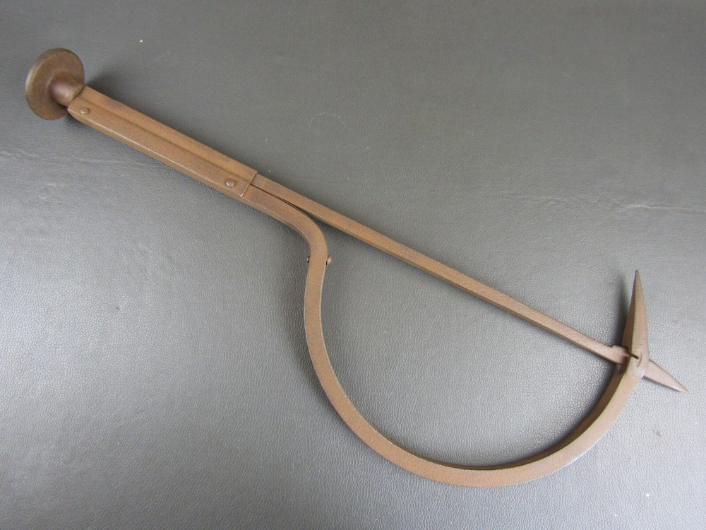 Vintage 22" thatchers needle old tool