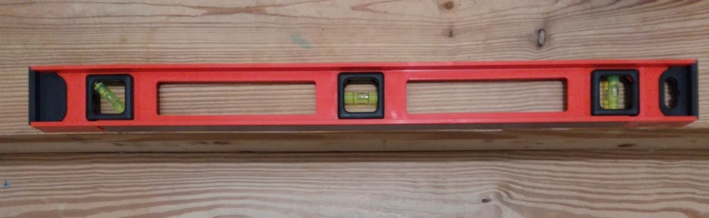 TOOL BENCH 24 inch Magnetic Box Level