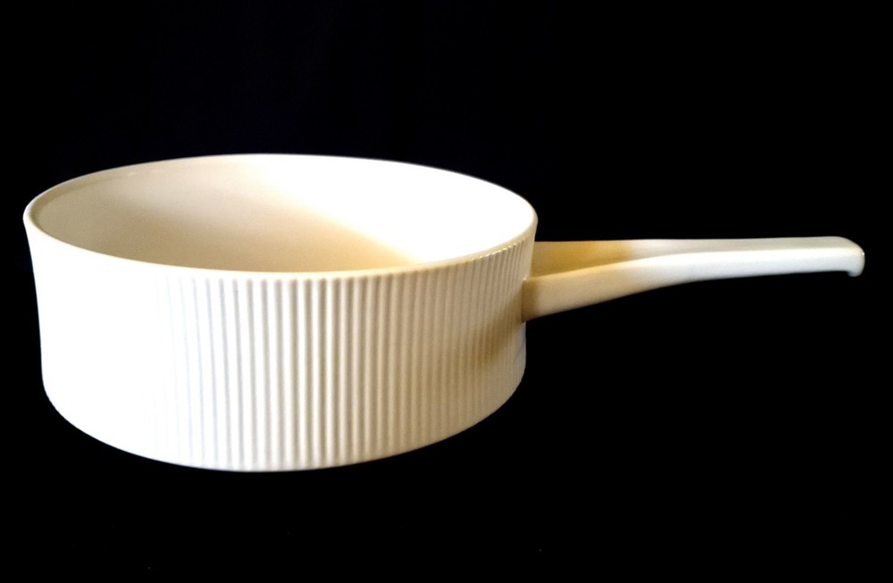 Cordalite EASTERLING Ribbed Ceramic Pan Pot With Handle MCM Germany 7.5"