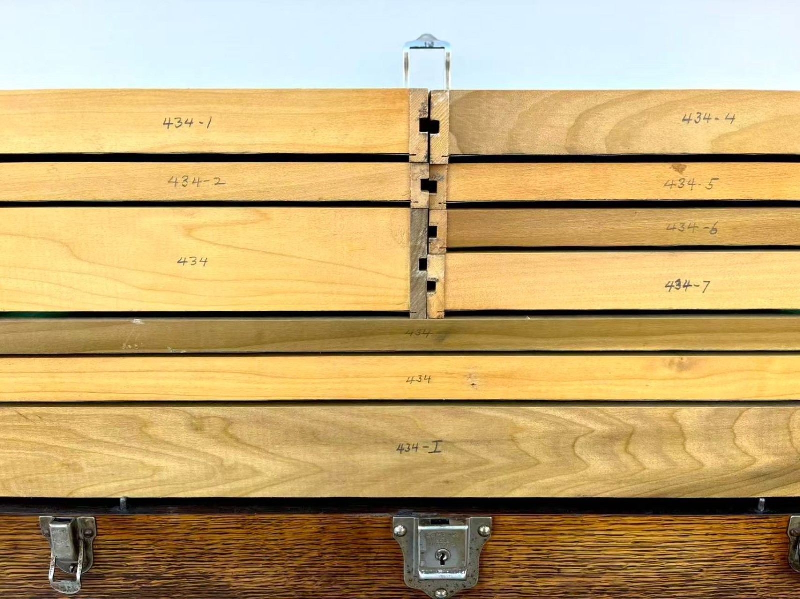 Vintage H. Gerstner & Son 11 Drawers Oak Wood Machinist Tool Chest Box Model 052