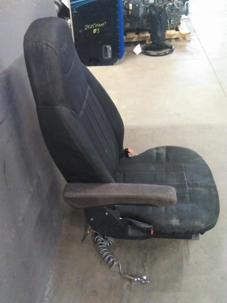 Replaces 2017 PETERBILT 579 FRONT SEAT , IL