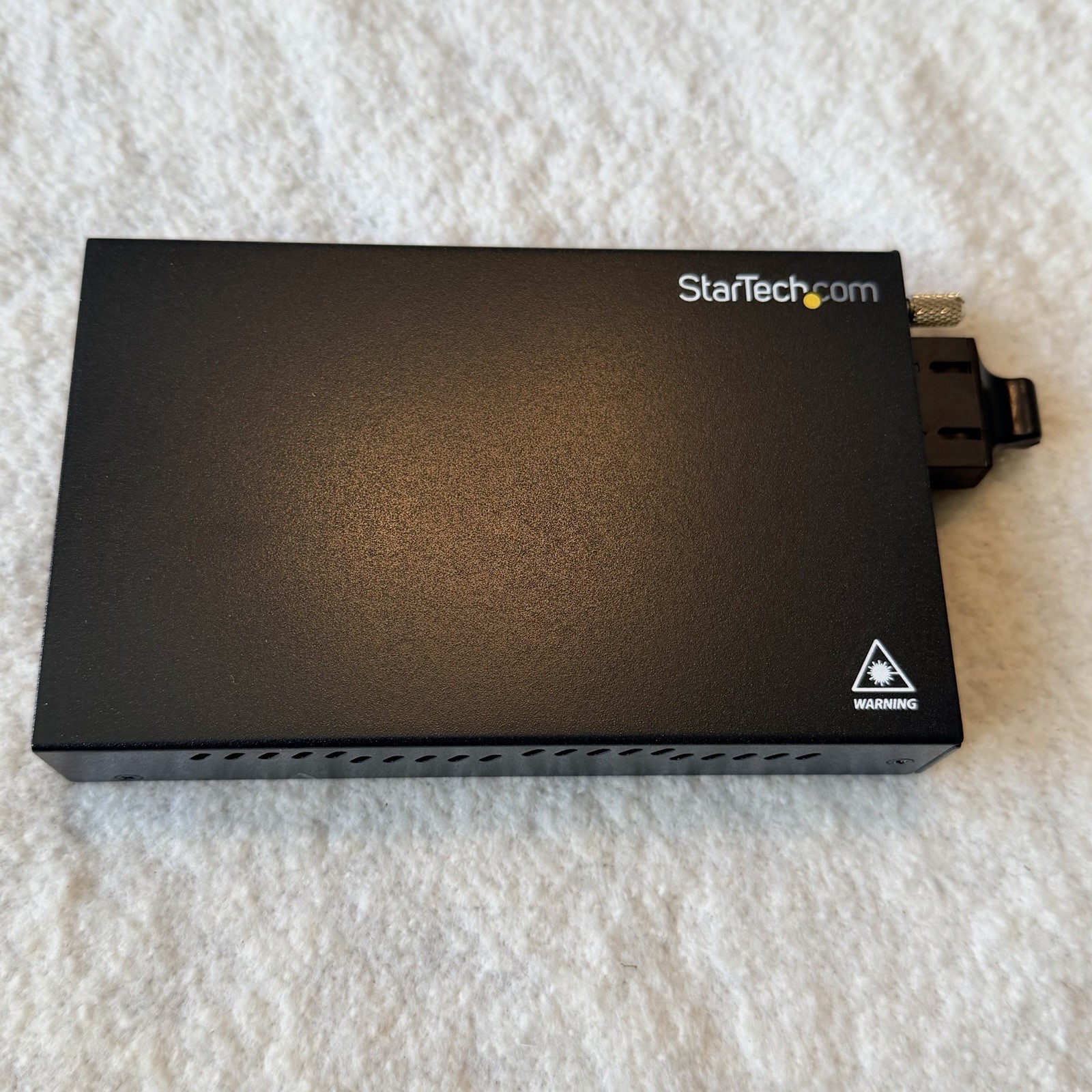 NEW StarTech ET90110SM302 10/100 Mbps Single Mode SC Fiber Media Converter 18.6M