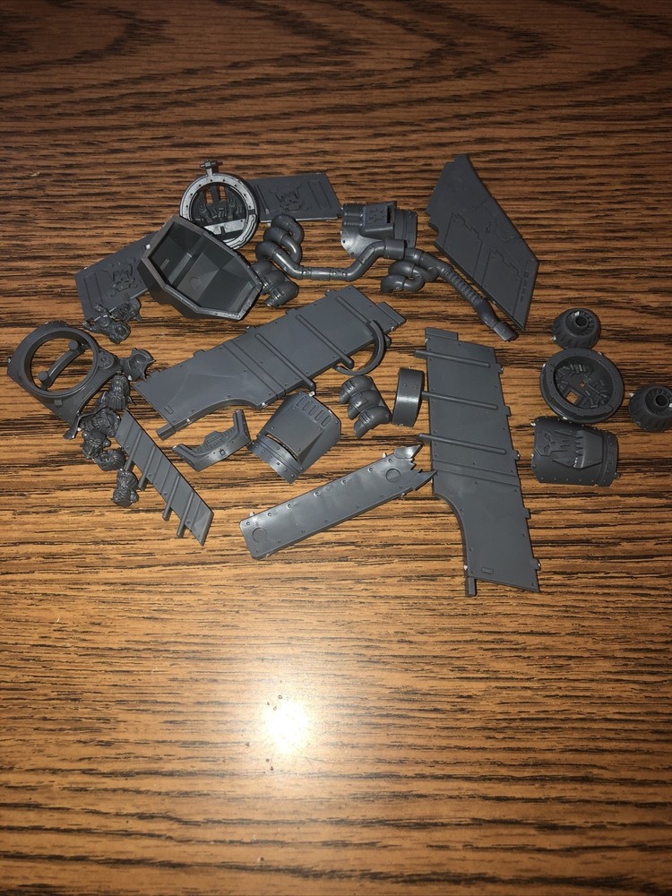 Warhammer 40k Ork Vehicle Bits (l23)