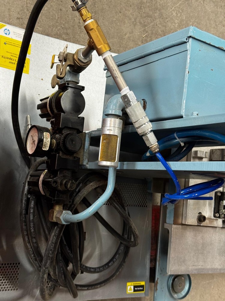 BTM Pneumatic press unit Model P-2 -B x 1.5 PT100 A=5 94 CPP