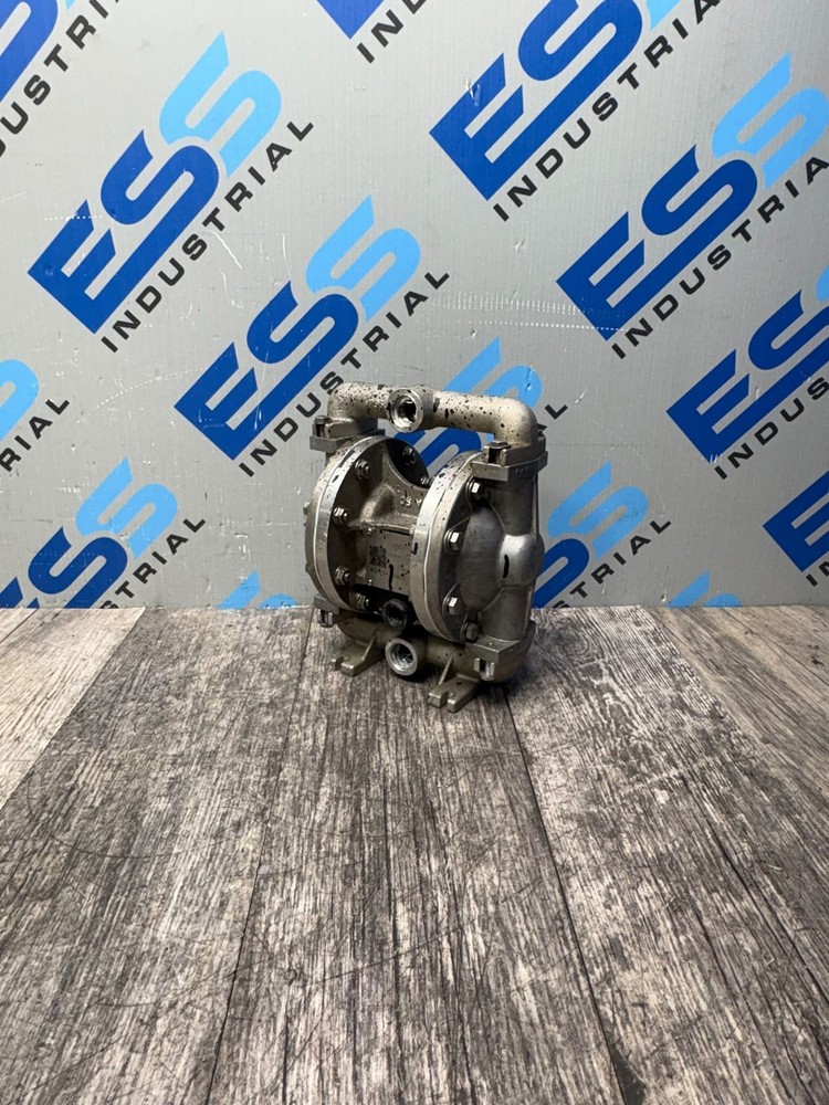VERSAMATIC E7AA5T559C DOUBLE DIAPHRAGM PUMP